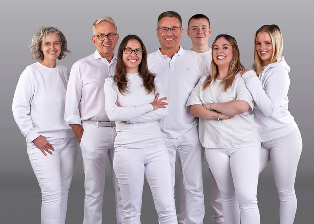 Gruppenfoto Orthopädische Gemeinschaftspraxis Dachau Düll+Hartmann